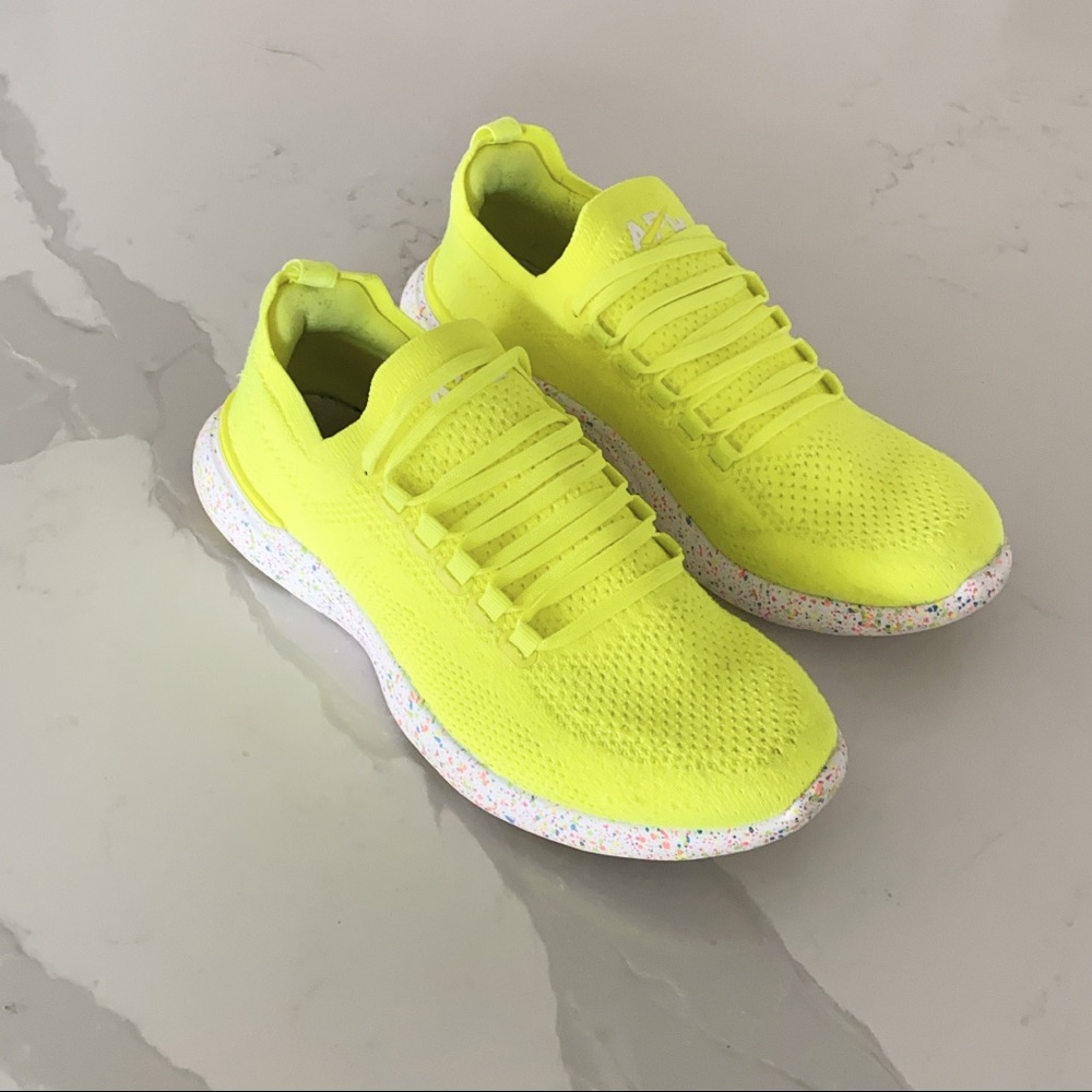 APL Breeze shoes